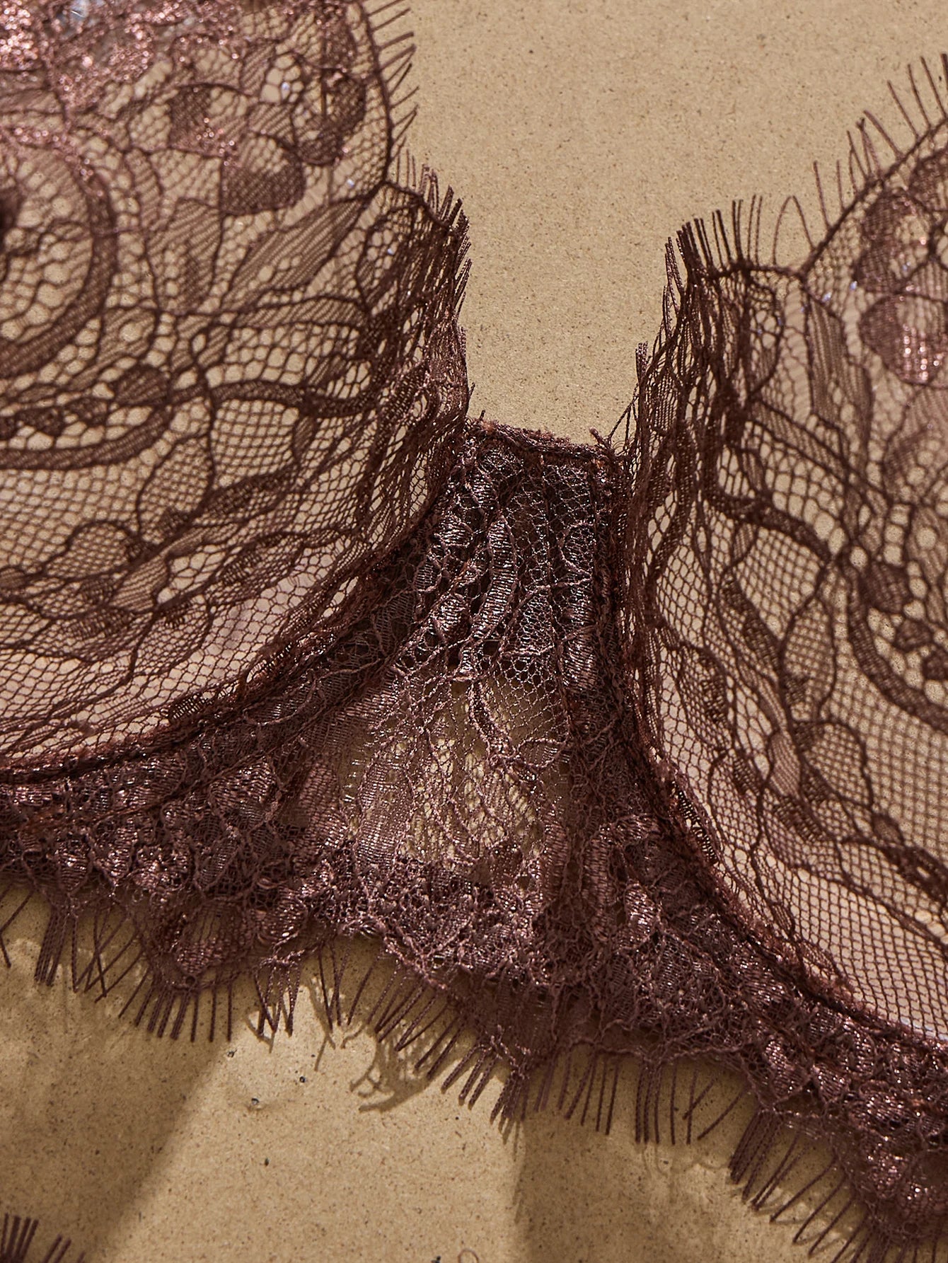 Ladies' Basic Style Thin Lace Bra And Panty Set Seamless Single Layer Eyelet Underwear Comfortable Intimate Apparel