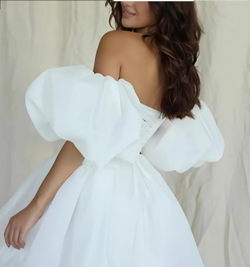 Satin and Tulle Off Shoulder Party Prom Dresses Sweetheart Short Homecoming Dress A-Line Bubble Sleeves Ball Gowns