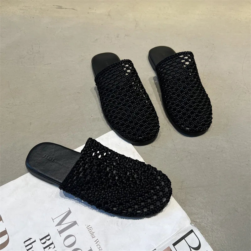 2026 Summer New Woven Flat Sandals Brathable Cover toe Slippers for Casual Outwear Women Hollow-out Casual Knitting Slides