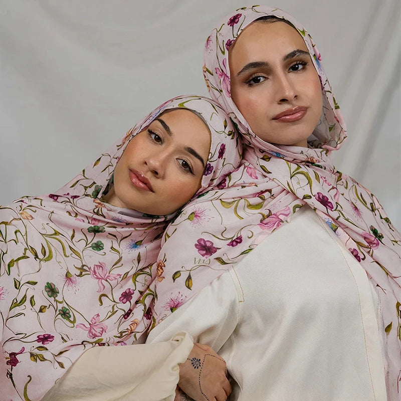 Ramadan Hijab for Women Bohemian Floral Print Shawl Watercolor Soft Muslim Hijabs Lightweight Wrap Scarf Headscarf Summer Beach