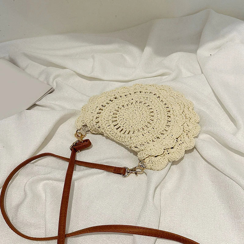 Vintage Woven Handbag New Vacation Round Summer Beach Bag Fashion Crossbody Bag Ladies Messenger Bags