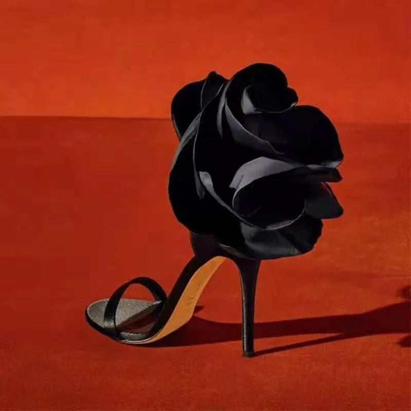 New One Word Buckle with Back Bag Flower Sandals for Women, Sexy Banquet and Fashion Show, Ultra Fine High Heels for Women