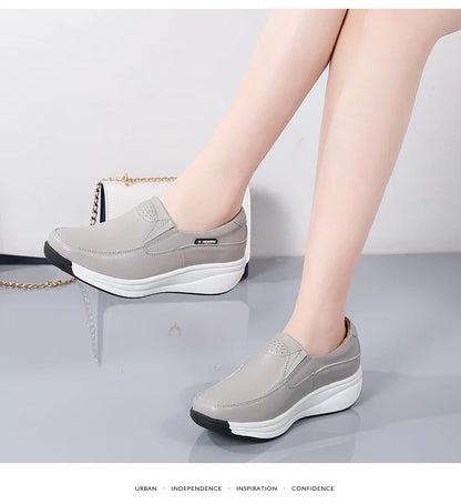 Women Flats Platform Loafers Ladies Elegant Genuine Leather Moccasins Shoes Woman Spring Round Toe Slip On Casual Women's Shoes