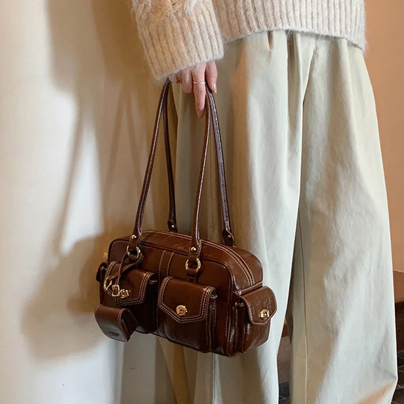 Luxury Boston Bags New Handbags For Women Trendy Commuting Versatile Handbag With Pendents Shoulder Crossbody Pillow Bags