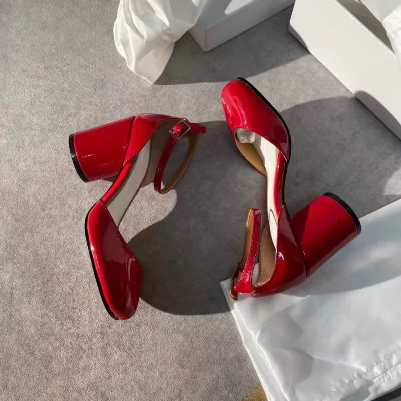 Luxury Design Fashion Split Toe Shoes 2025 High Quality Red Women Tabi Pumps Genuine Leather Low Heels High Heels