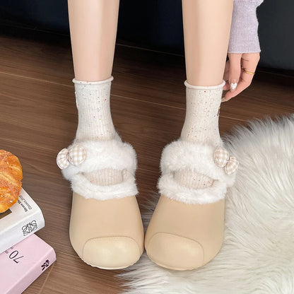 Lady Wearing Winter Casual Anti-slip Creative Cotton Shoes