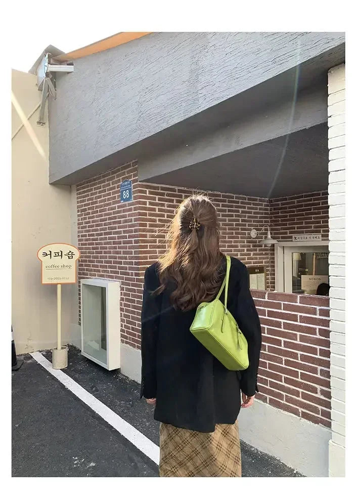 2026 Luxury Designer Handbags Pure Color Causal Bag Big Capacity Pillow Underarm Bag Green Commuter Shoulder Bags for Women