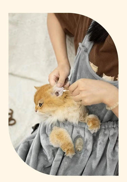 Cat Carrier Apron with Holes Outdoor Travel Small Cat Dogs Hanging Chest Bag Sleeping Pocket Winter Plush Pets Carrier Pouch