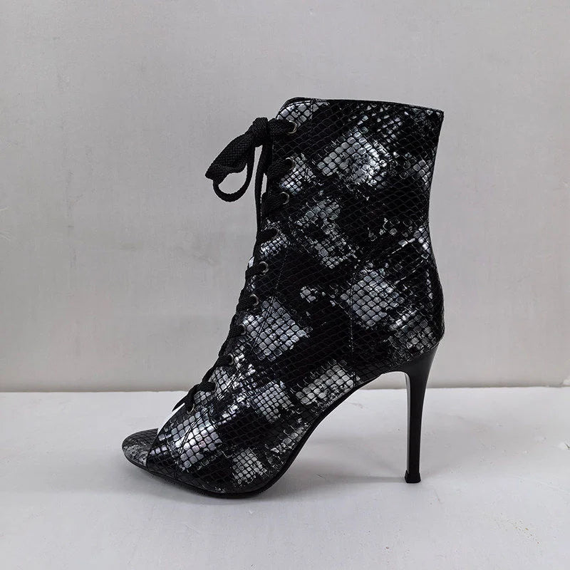 3.7 inches Exotic 9.5cm Heel 7cm Platform Jazz Short Twisted buttocks Boots Nightclub Show Women's Ankle Booties Fetish Punk