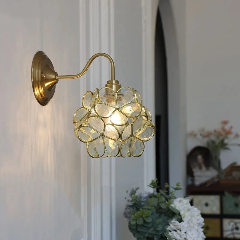 Modern Glass Pendant Lights for Restaurant Cafe Decoration Hanging Lamp Ceiling Chandeliers Nordic Flower Lighting Hotel Decor