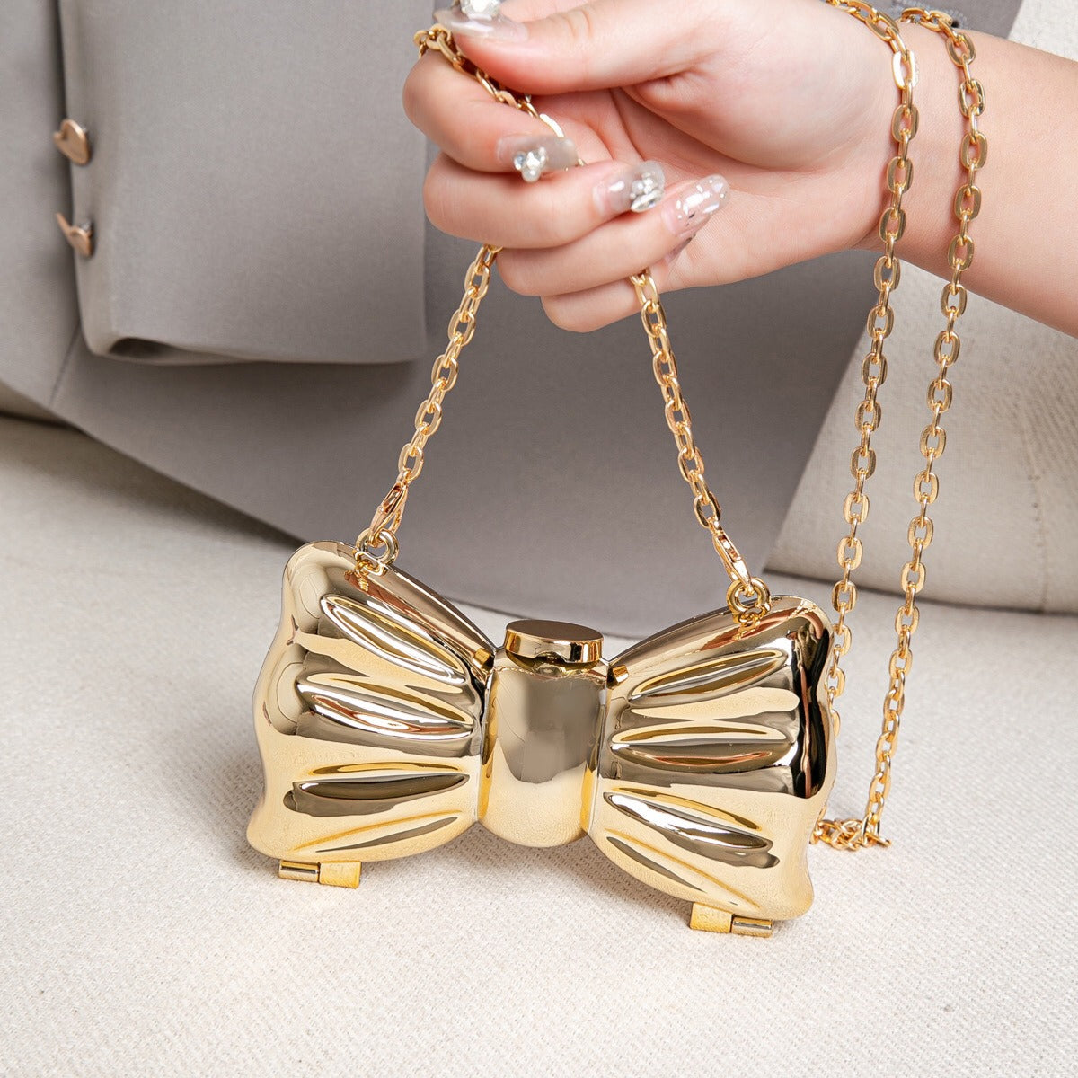 Women's Luxury Designer Bow Acrylic Clutch Bag with Chain Mini Crossbody Handbag for Party Evening Gold Silver Bags for Woman